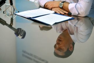 Ιστορική παλινδρόμηση