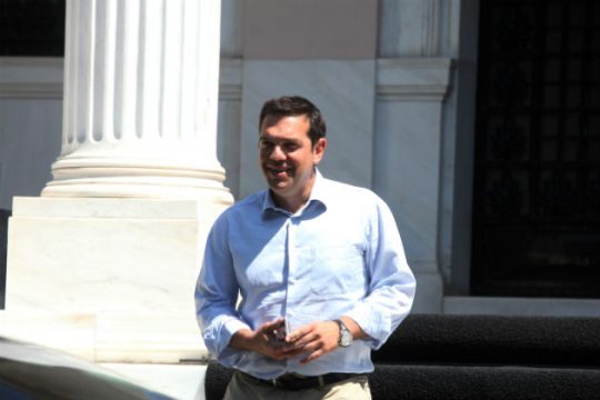 Στο δρόμο της σφοδρής αντιπαράθεσης με όλους το Μαξίμου