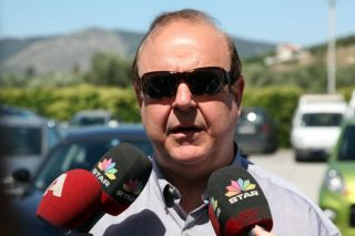 Πολιτική αμηχανία και ανοησία