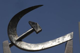 Οξύτατη ιδεολογική σύγκρουση ΚΕΚΡ με ΚΚΕ