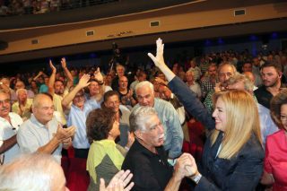 «Συναίνεση» ζήτησε η Γεννηματά