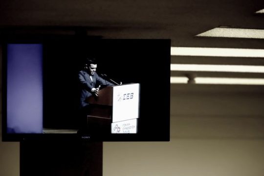 Κρατικοδίαιτοι εναντίον κράτους