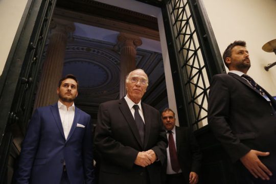Τα πρώτα 38 χρόνια είναι τα δύσκολα!