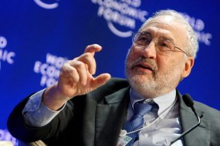 «Το πρόβλημα δεν λύθηκε, μετατέθηκε στο μέλλον»