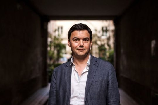 Λάβρος για το χρέος ο Πικετί