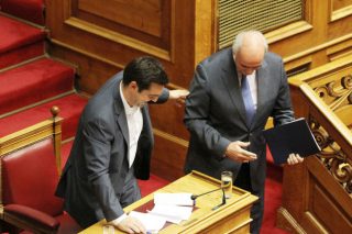 Ζητείται τρίτος άνθρωπος