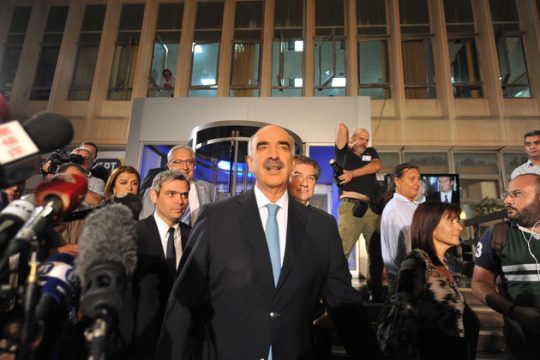 Και ολίγον από διαπλοκή