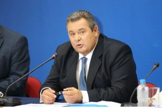 Βλέπει… διάλυση Ν.Δ. και ΠΑΣΟΚ μετά τις εκλογές