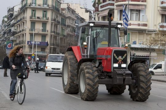Αγροτικές κινητοποιήσεις εν όψει εκλογών στη Β. Ελλάδα