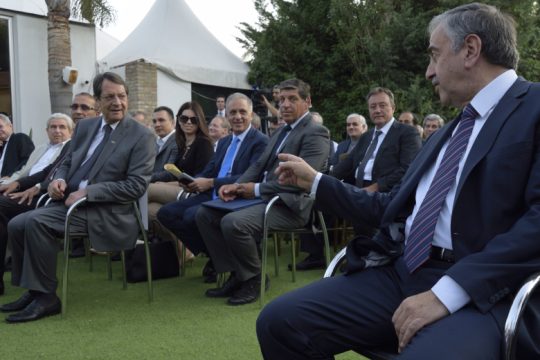 Κυπριακό: Πρόοδος μεν, αλλά απομένει «σκληρή δουλειά»