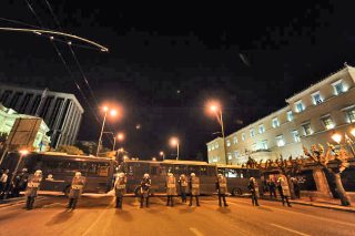 Αυταρχισμός και κατάχρηση εξουσίας, τα απόνερα των Μνημονίων