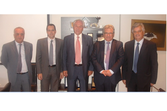 H Attica Bank στηρίζει τις εξαγωγικές επιχειρήσεις και τους μικρομεσαίους