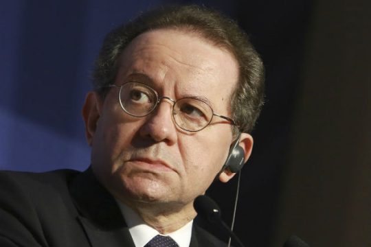 Σύγκλιση απόψεων ευρωζώνης και ΔΝΤ για το ελληνικό χρέος αναμένει η ΕΚΤ