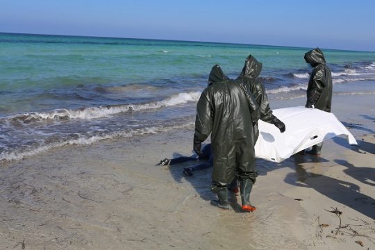 Τουλάχιστον 50 νεκροί μετανάστες από ναυάγιο πλεούμενου στη Μαλαισία