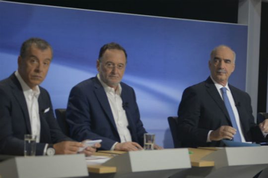 Συννεφιασμένες μέρες έφεραν οι κάλπες