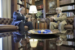 «Πολύ δύσκολα τα πράγματα»