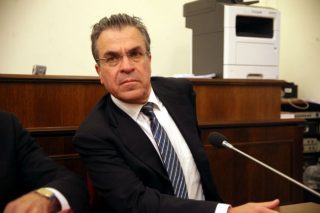 Αποζημίωση Ντινόπουλου στη Ρένα Δούρου!