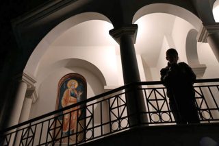 Συκοφαντούσε ιερέα στο ίντερνετ