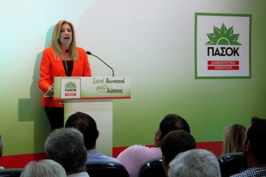 «Συνεννόηση, κοινωνική ειρήνη, συναίνεση» ζητάει η Γεννηματά