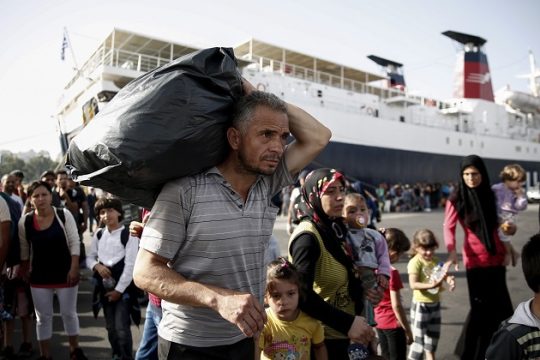 Διεθνής αλληλεγγύη και βοήθεια προς τους πρόσφυγες
