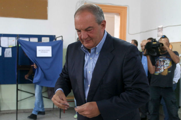 Πάλι πρώτος ψήφισε ο Κώστας Καραμανλής