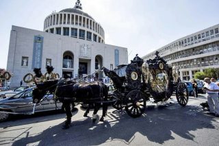 Το οργανωμένο έγκλημα στα τηλεοπτικά πάνελ…