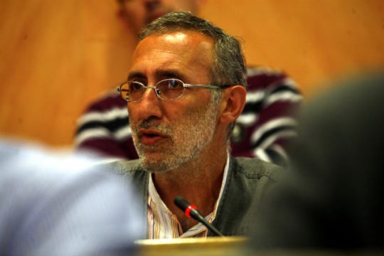 «Να ξεκαθαρίσει η Λαϊκή Ενότητα τη στάση της για τη Χρυσή Αυγή»