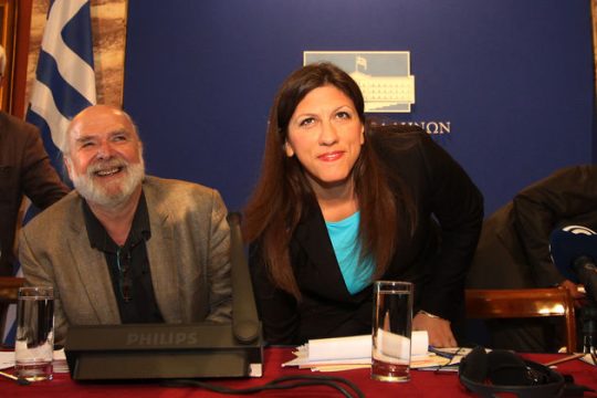 Η Ζωή δεν σταματά να πυροβολεί