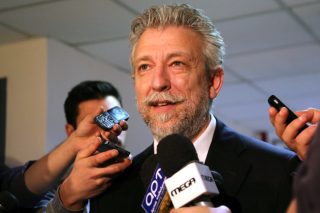 «Αγύριστο κεφάλι» ο Σταύρος Κοντονής