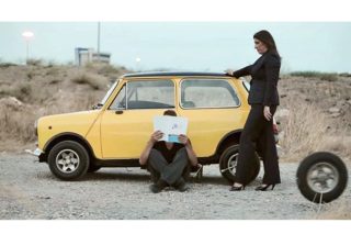 Το Mini Couper του προσφέρει… ο Μάρδας στην Κωνσταντοπούλου