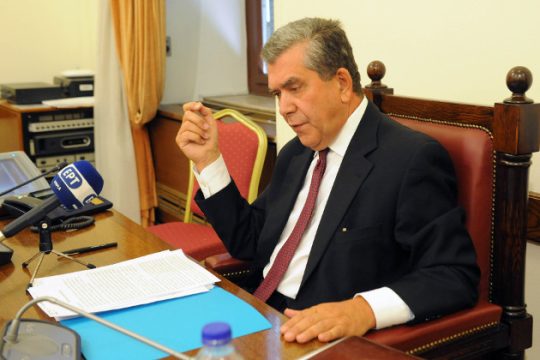 Μπέρδεμα με Μητρόπουλο στις λίστες