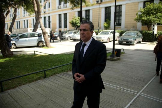 Αποζημίωση για ηθική βλάβη στη Ρένα Δούρου από Ντινόπουλο