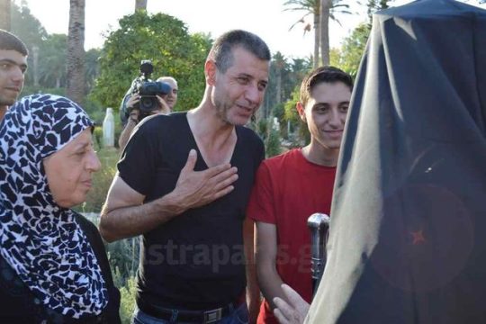 Ο Βαρθολομαίος κοντά στους δοκιμαζόμενους πρόσφυγες