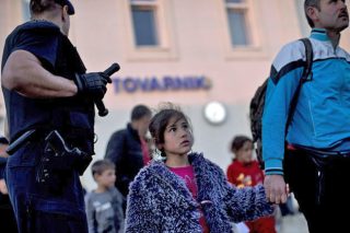 Προσφυγικό: Οι Κροάτες μάς κουνούν το δάχτυλο