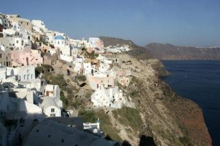 Παράνομη επιχείρηση… διοργάνωσης γάμων