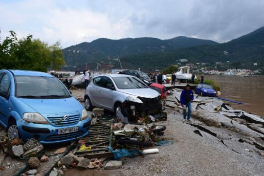Βοήθεια του στρατού για αποκατάσταση ζημιών στη Σκόπελο