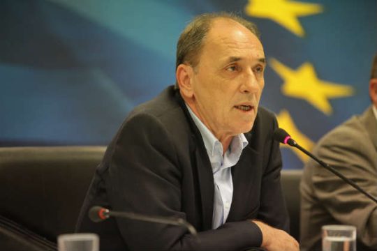 Ύφεση μικρότερη του 2% βλέπει ο Γ. Σταθάκης για φέτος
