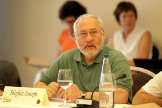 Στίγκλιτς: Η κατάσταση στην Ελλάδα θα επιδεινωθεί