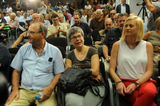 Οι λίστες των υποψηφίων με τη Λαΐκή Ενότητα