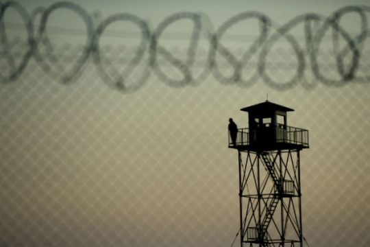 Η Ε.Ε. εξακολουθεί να αναζητεί λύσεις για τους πρόσφυγες
