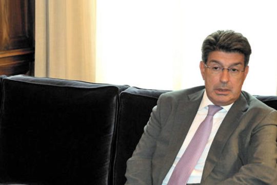 Τοποτηρητή του Μνημονίου θέλει ο ΣΕΒ