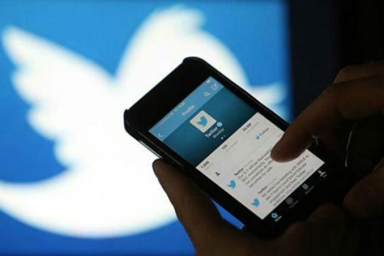 Δείξε μου τo twitter σου, να σου πω το εισόδημά σου