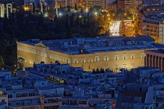 Αποστασία: η αποθέσμιση του πολιτικού κόμματος