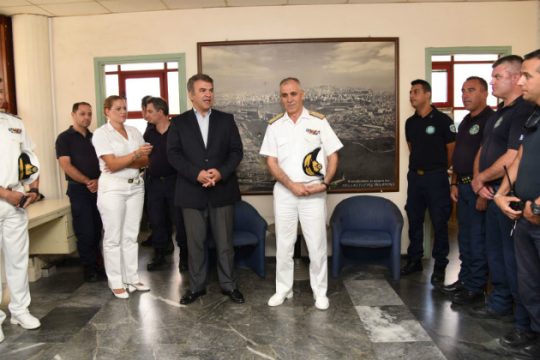 Επίσκεψη υπουργού Ναυτιλίας και Αρχηγού του ΛΣ σε δυο πλοία στο λιμάνι