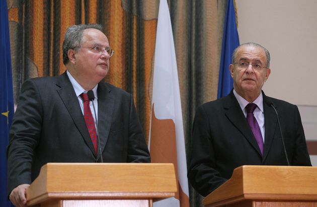 «Πρώτα να αποχωρήσουν όλα τα στρατεύματα»