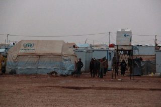 «Aμλετ» σε στρατόπεδο Σύρων προσφύγων