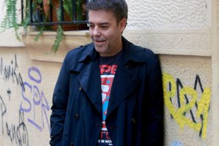 «Τρώμε πολύ χρόνο για να στερεώσουμε τις μάσκες»