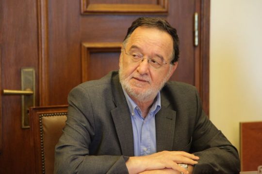 Παν. Λαφαζάνης: «Λαϊκίστικη δημαγωγία» οι προγραμματικές Τσίπρα