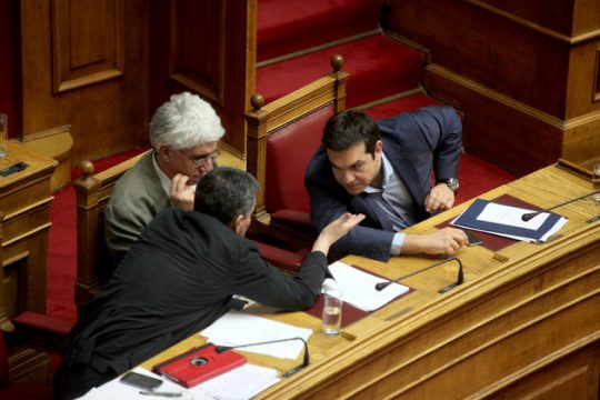 «Καυτές πατάτες» για την κυβέρνηση