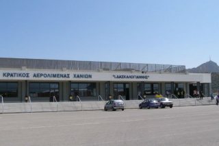 Mπαράζ προσφυγών για τα περιφερειακά αεροδρόμια